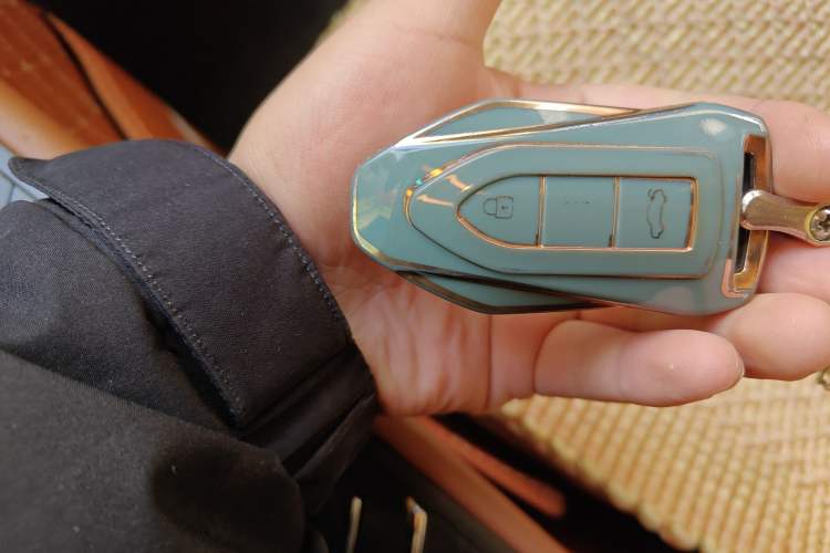 Used Zotye SR9 2017 2.0T Automatic Ultimate Road Edition
