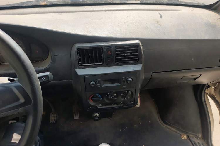 Used Wuling Rongguang 2019 1.5L Extended-Body Van Base Model with 2 Seats
