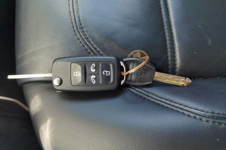 Used Volkswagen Multivan 2016 2.0 TSI 4x4 Premium Edition 7-Seater