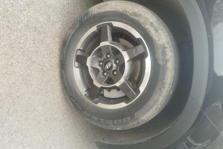 Used Hyundai Palisade 2023 3.5L Automatic 2WD GL Right Front Wheel Hub