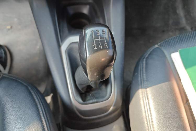 Used Peugeot 301 2016 1.6L Manual Comfort Edition Gear Lever