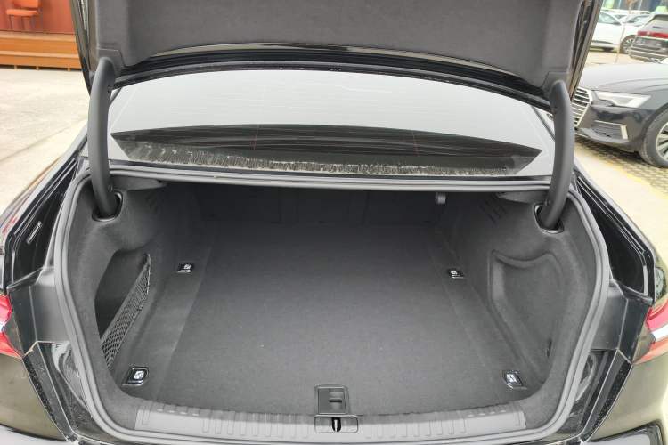 Used Audi A6L 2023 45 TFSI Prestige Elegant Edition
