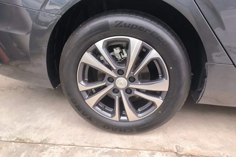 Used CHANGAN Eado 2022 PLUS Blue Whale NE 1.4T GDI DCT Prestige Edition Right Rear Wheel Hub