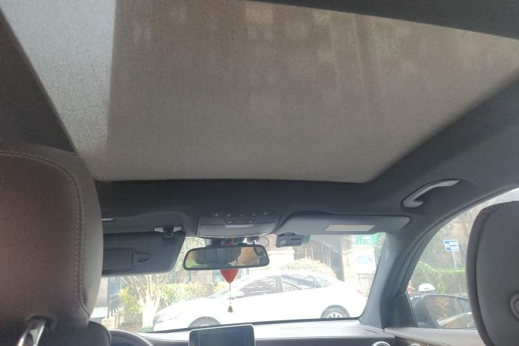 Used Mercedes-Benz GLC 2017 GLC 260 4MATIC Dynamic Edition
