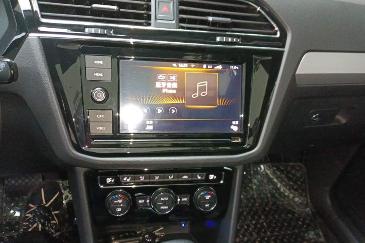 Used Volkswagen Tiguan L 2019 330TSI Automatic Two-Wheel Drive Smart Luxury Version China VI Standard