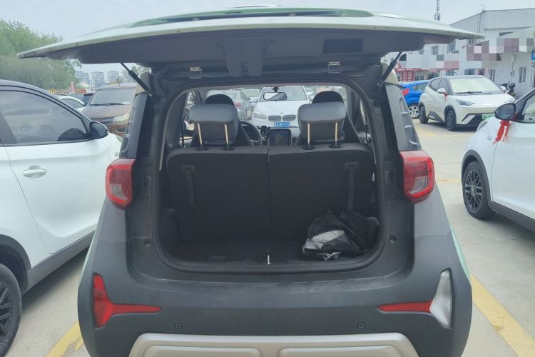 Used Chery Little Ant 2022 Revised Version Sweet Pink Edition Half-Sugar Version Lithium Iron Phosphate 30.7 kWh 30 kW 301 km Trunk