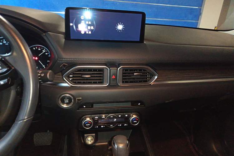 Used Mazda CX-5 2022 2.0L Automatic Two-Wheel Drive Zhiya Version Audio And AC Panel