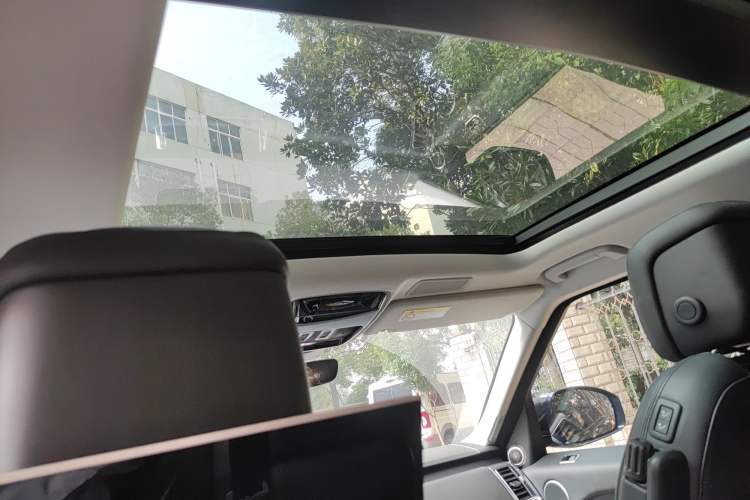 Used Land Rover Range Sport 2021 3.0 L6 SE Headliner