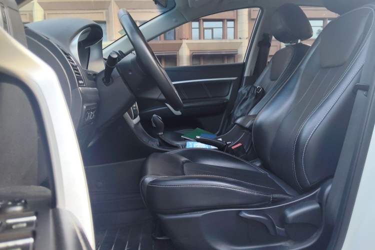 Used Geely Auto Emgrand 2016 Sedan 1.5L CVT Upward Version