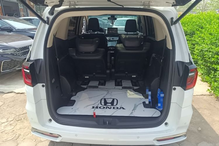 Used Honda Odyssey 2022 2.0L eHEV Sharp·Luxury Edition Trunk