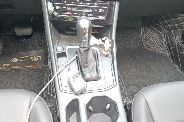 Used Volkswagen Bora 2021 1.5L Automatic Elite Smart Connect Edition Gear Lever