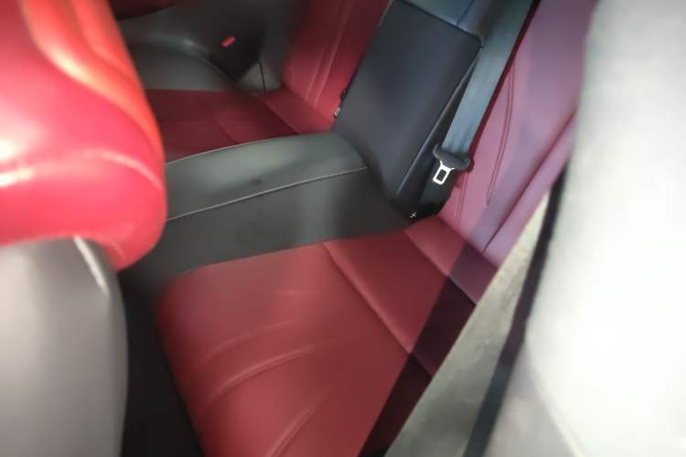 Used Lexus LC 2018 500h Left Rear Seat