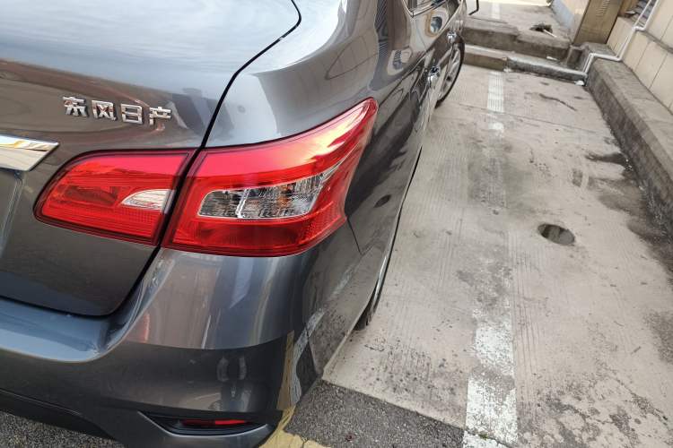 Used Nissan Sylphy 2024 Restyled Version 2 Classic 1.6XE CVT Comfort Edition Right Rear Taillight