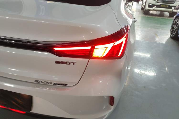 Used CHANGAN Eado 2021 PLUS Blue Whale NE 1.4T GDI DCT Prestige Model