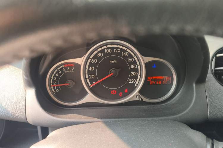 Used Mazda 2 2011 XuanDong 1.5L Automatic Fashion Edition
