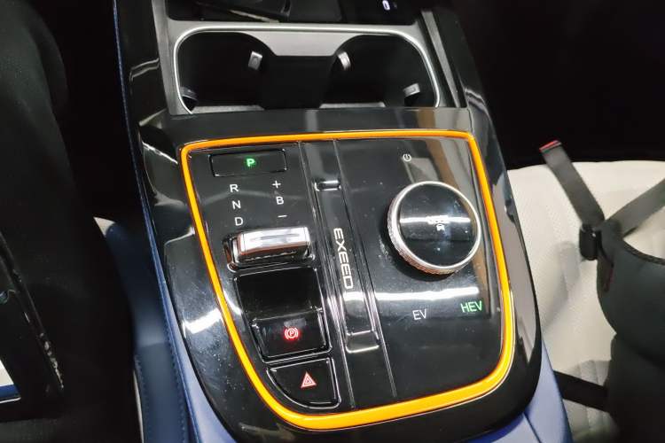 Used EXEED Zhuifeng C-DM 2023 1.5 TCI-DHT 80KM "Chengfengqi" Edition
