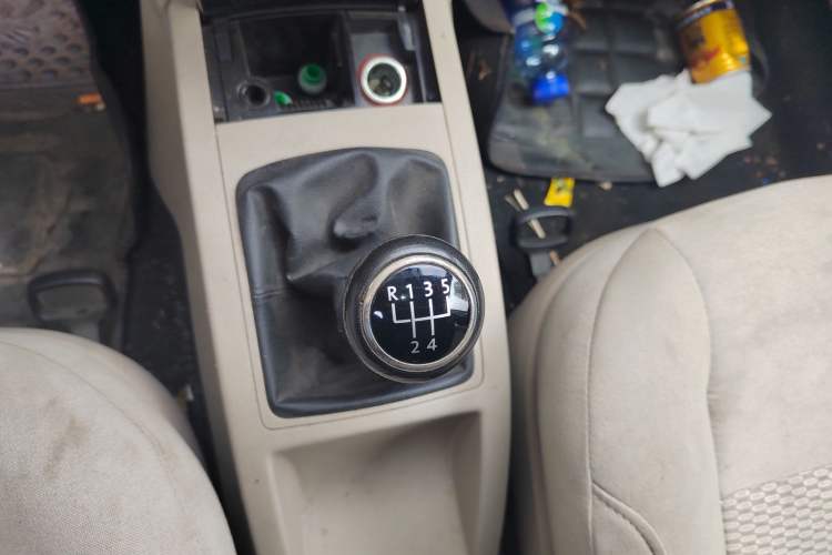 Used Volkswagen Polo 2011 Jingqu 1.4L Manual Sile Edition