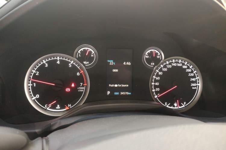 Used Toyota Land Cruiser 2022 3500 3.5T GXR with 20 Wheels Velvet Finish No Creep—Middle East