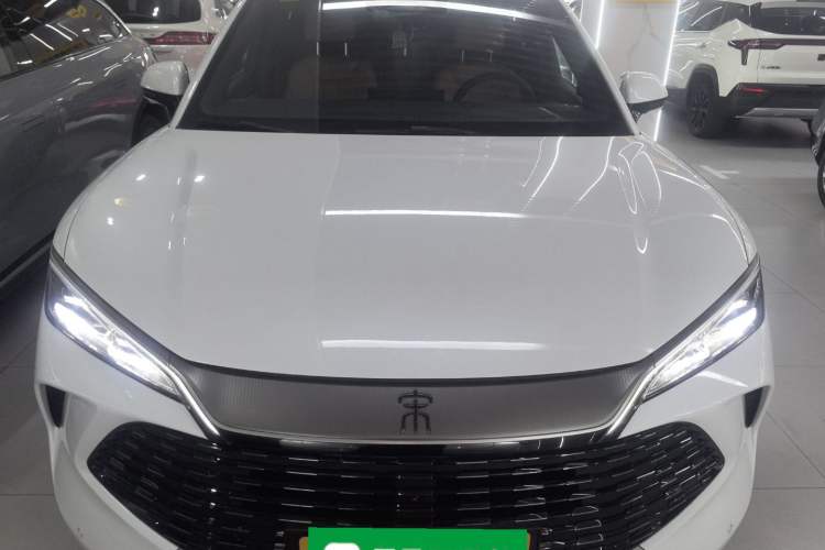 Used BYD Song L DM-i 2024 112 km Beyond Edition Front