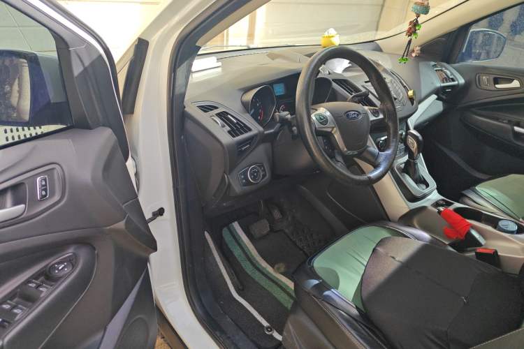 Used Ford Kuga 2015 1.5L GTDi Two-Wheel Drive Fashion Edition Driver Seat