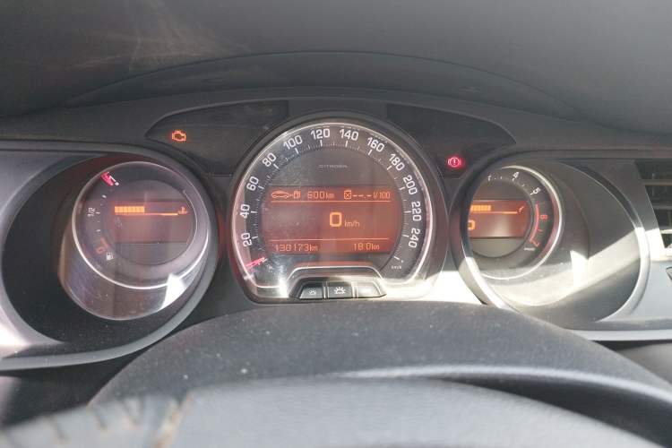 Used Citroen C5 2014 2.0L Automatic Zunyue Model