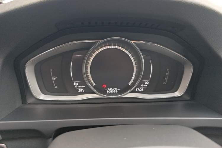 Used Volvo S60 2018 S60L T4 Smart & Ambitious Edition
