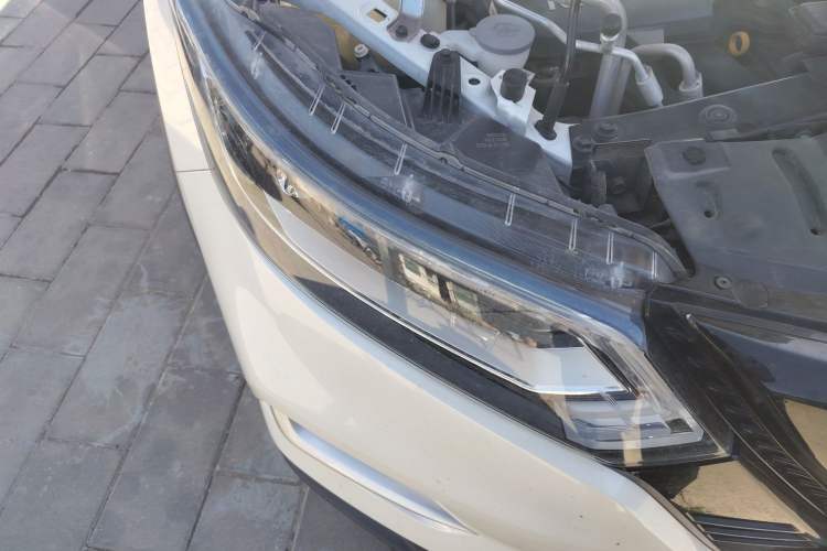 Used Nissan Qashqai 2022 2.0L CVT XV Premier Luxury Edition Right Front Headlight