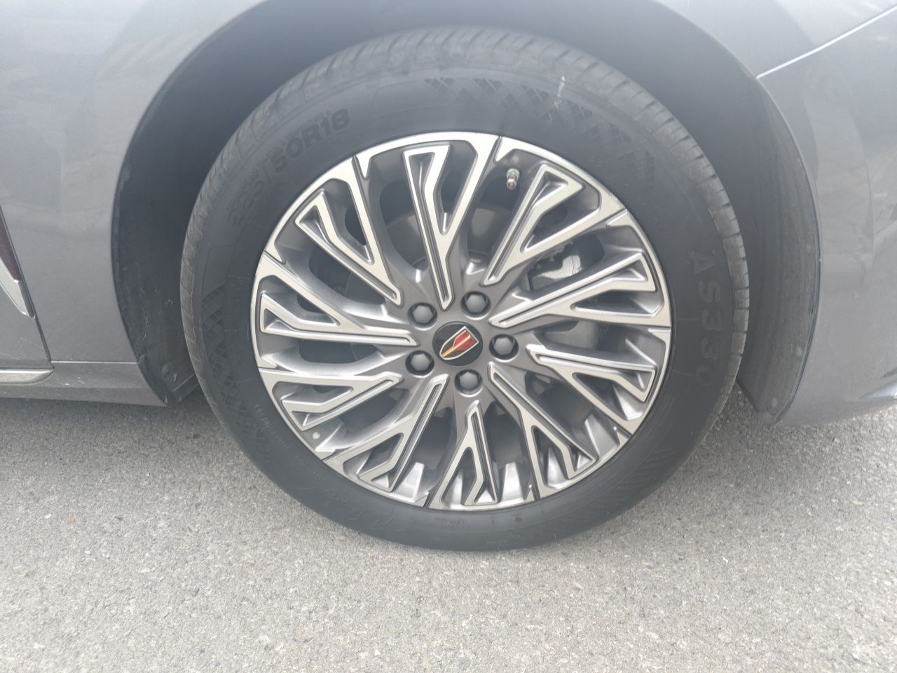 Hongqi H5 2023 2.0T Automatic Smart Connect Flagship Edition - Chinese Trim Chang — снимка 8