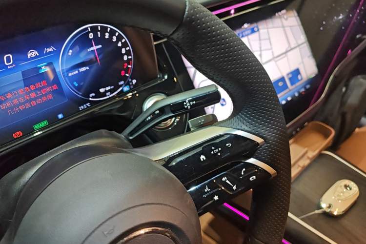 Used Mercedes-Benz E-Class New Energy 2024 E 350 e L Plug-in Hybrid Sports Sedan