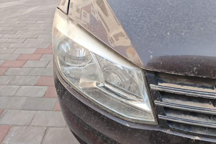 Used Dongfeng Fengon 330 2014 1.5L Manual Utility Version DK15 Right Front Headlight