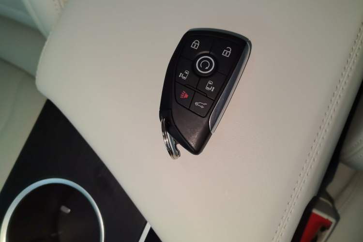 Used Buick GL8 New Energy 2024 Lu Zun Deluxe Edition 7-Seater