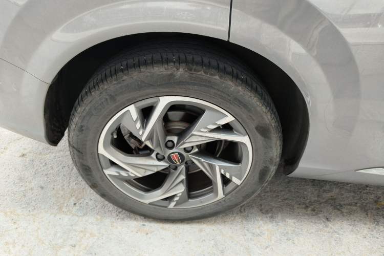 Used Hongqi HS3 2023 2.0T All-Wheel-Drive Youwei Version
