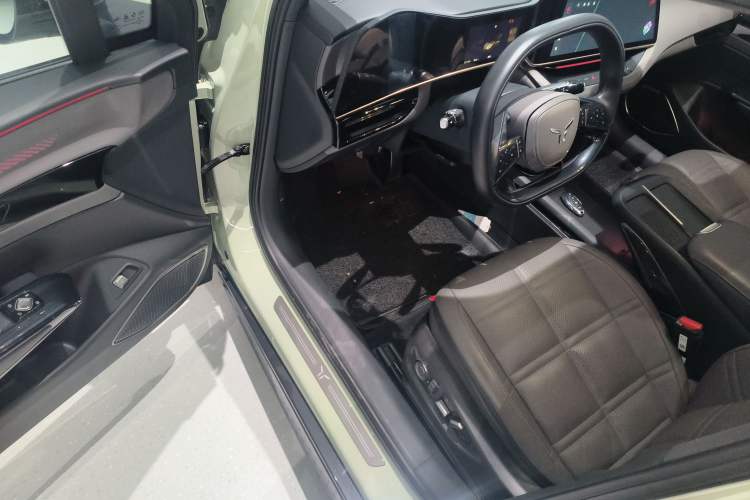 Used Hongqi EH7 2024 690 Pro