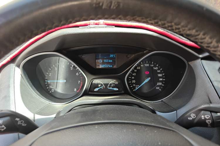 Used Ford Focus 2017 Sedan 1.6L Manual Fashion Edition Smart Drive Version