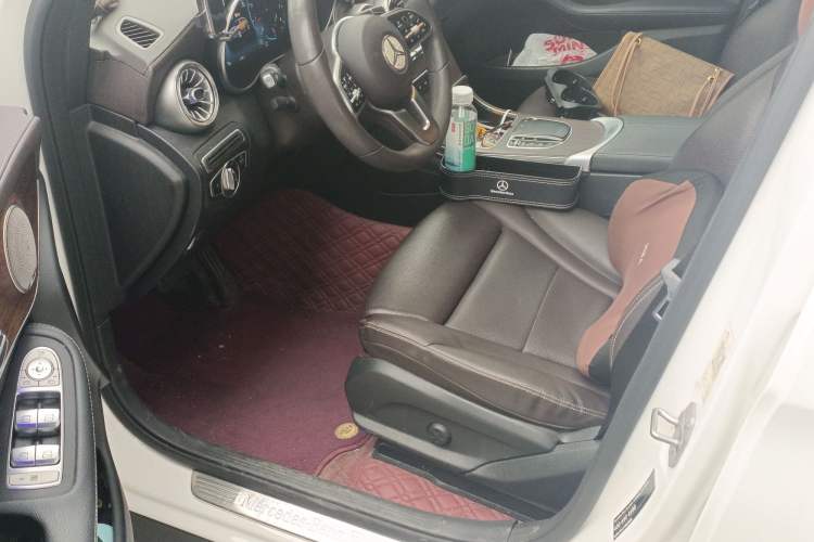 Used Mercedes-Benz GLC 2021 GLC 300 L 4MATIC Dynamic Model Left Front Seat