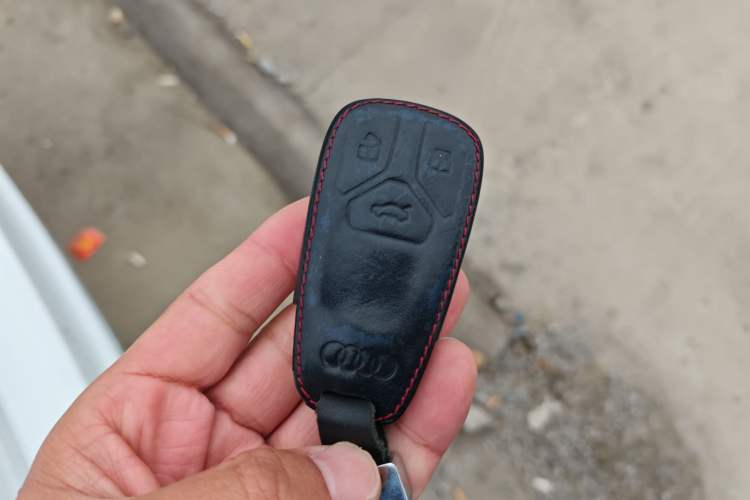 Used Audi A4L 2020 40 TFSI Fashionable and Elegant Model