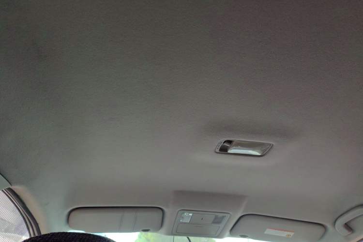Used Nissan Tiida 2011 1.6L CVT Comfort Model Headliner