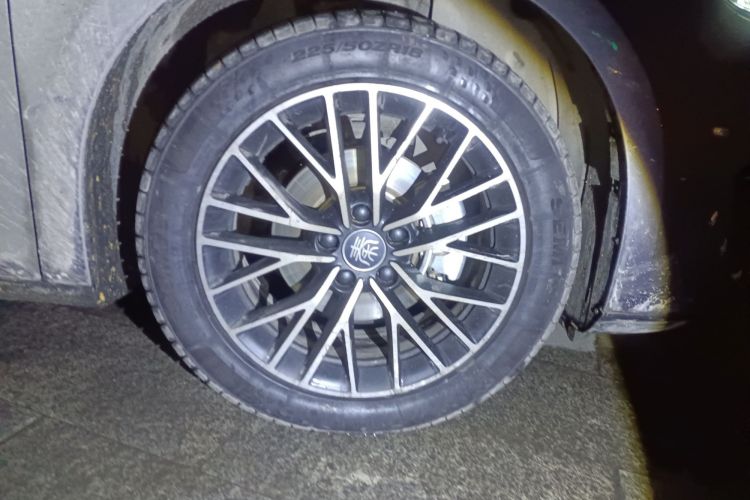 Used BYD Qin L 2024 DM-i 120KM Excellence Model
