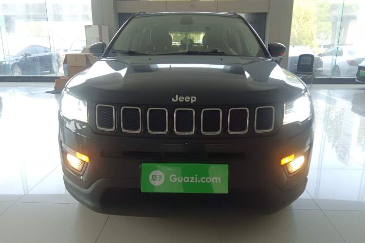 Used Jeep Compass 2017 200T Automatic Family Edition Front