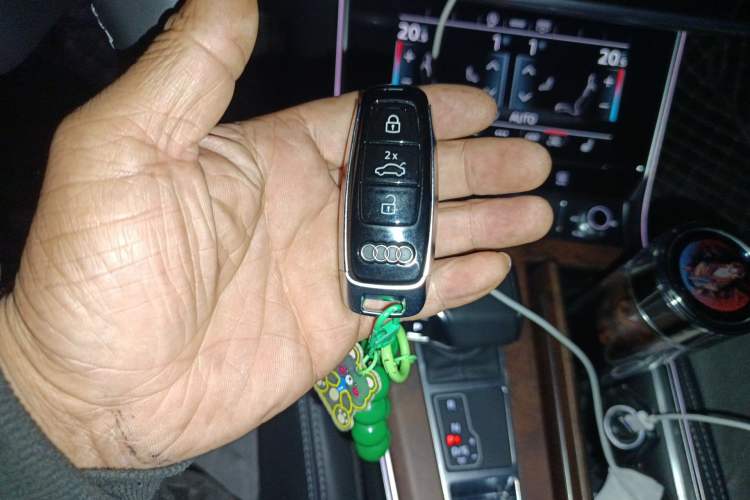 Used Audi A6L 2022 45 TFSI quattro Prestige Dynamic Edition Vehicle Key