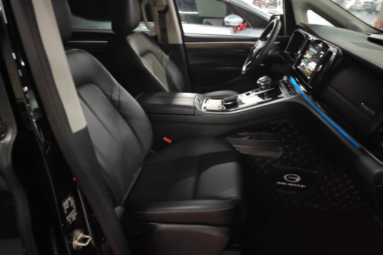 Used GAC Trumpchi M8 2023 Lingxiu Series 390T Prestige Edition Right Front Seat
