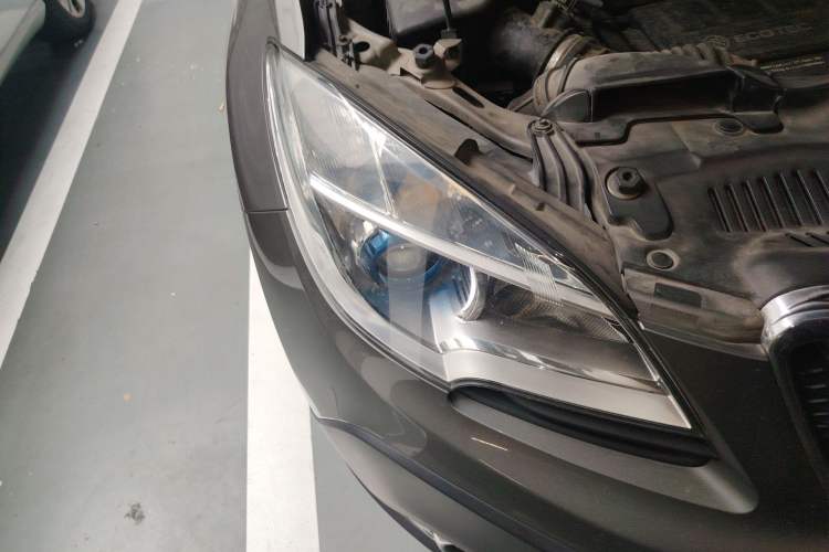 Used Buick Encore 2013 1.4T Automatic Two-Wheel Drive Leading Model Right Front Headlight