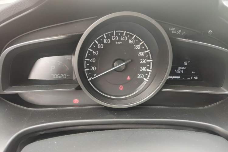 Used Mazda 3 Axela 2017 Hatchback 1.5L Automatic Luxury Model Emission Standard China V