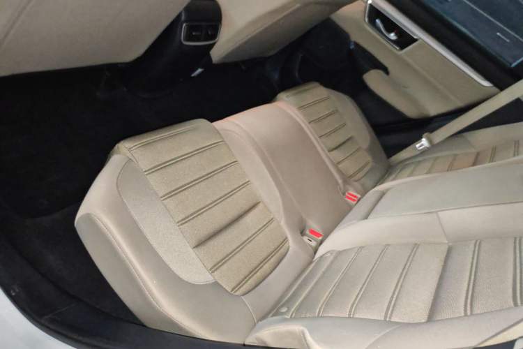 Used Honda CR-V 2017 240TURBO CVT 2WD Comfort Version
