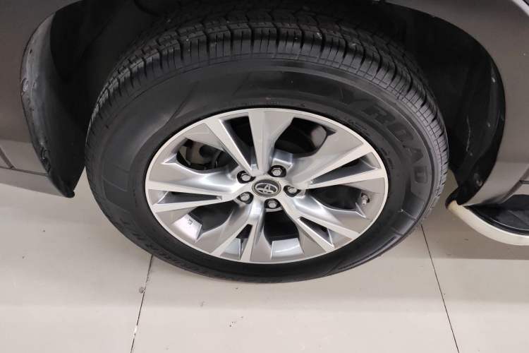 Used Toyota Highlander 2018 2.0T Two-Wheel Drive Elite Edition 7 Seats China VI Standard
