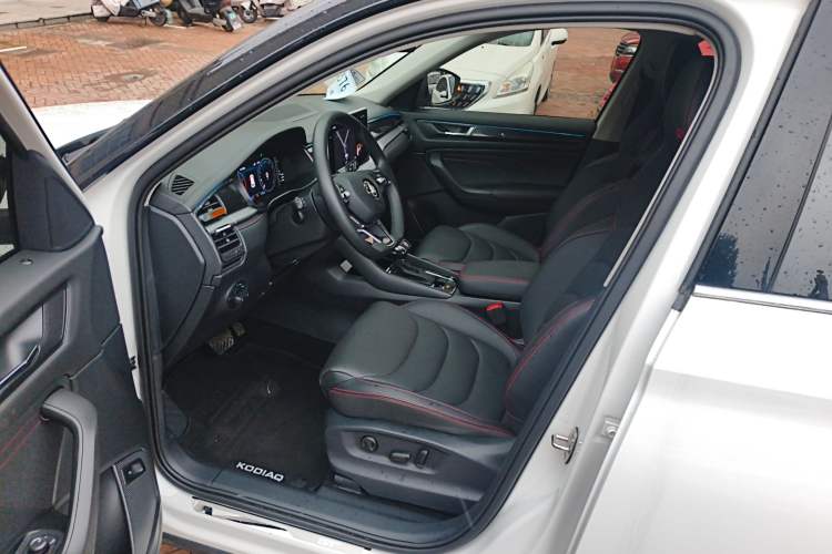 Used Skoda Kodiaq GT 2022 TSI330 Two-Wheel-Drive Luxury Edition Driver Seat