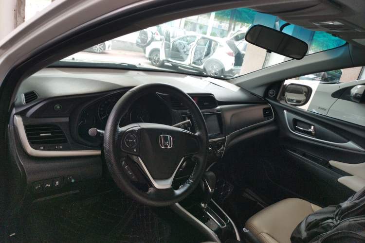 Used Honda Crider 2016 1.8L CVT Luxury Edition