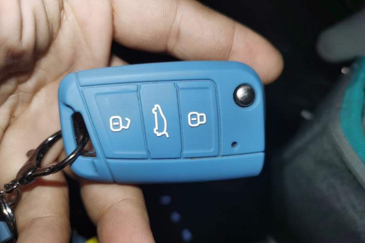 Used Volkswagen Tiguan L 2023 Restyled 330TSI Automatic Two-Wheel Drive R-Line Enhanced Comfort Version
