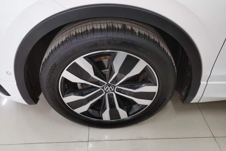 Used Volkswagen Tiguan L 2022 330TSI Automatic Two-Wheel Drive R-Line Enhanced Edition