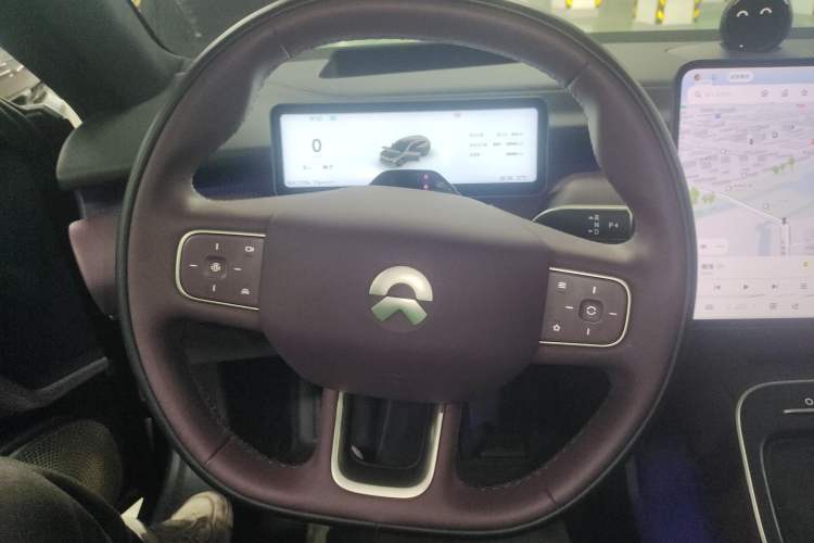 Used Nio ET5T 2025 75 kWh Touring Steering Wheel